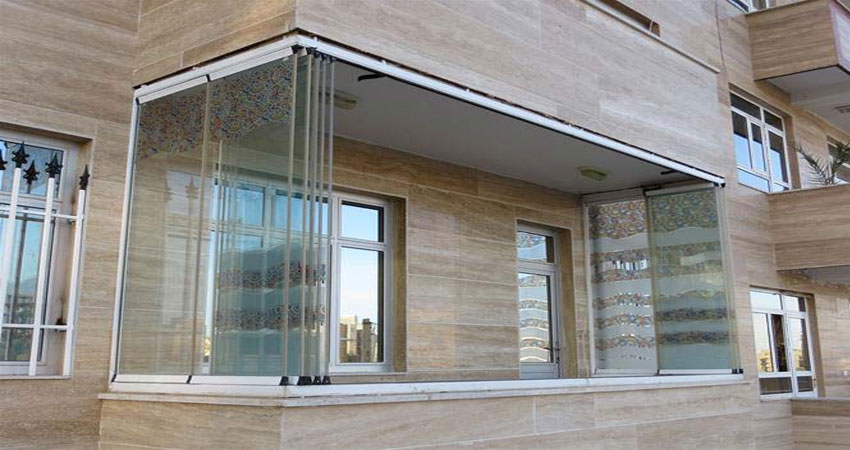 بالکن شیشه ای تاشو یا&nbsp; آکاردئونی (Retractable Glass Balcony)